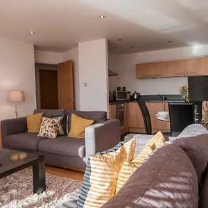 https://the-chambers-riverside-west.yorkshirehotels.net